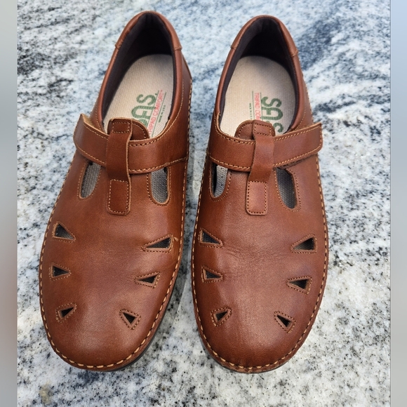 SAS Women's Roamer Slip On Loafer Chestnut Sz 9 Leather - Picture 2 of 16